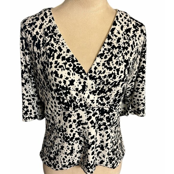 WHBM Matte Jersey Kimono Wrap V Neck Lined Printed  Casual Stretch Top Sz L - Picture 2 of 10